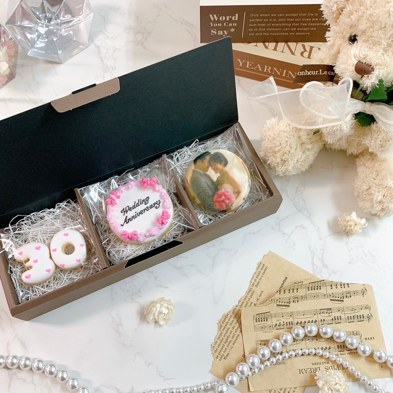 セレブレイト・クッキーBOX(プリントクッキー+リボンクルールプレート+数字クッキー2枚まで)《選べる9色♪》