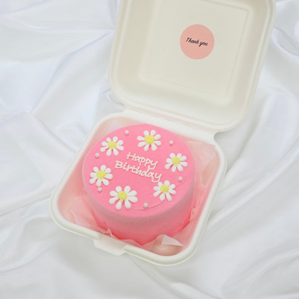 白いお花のランチボックスケーキ