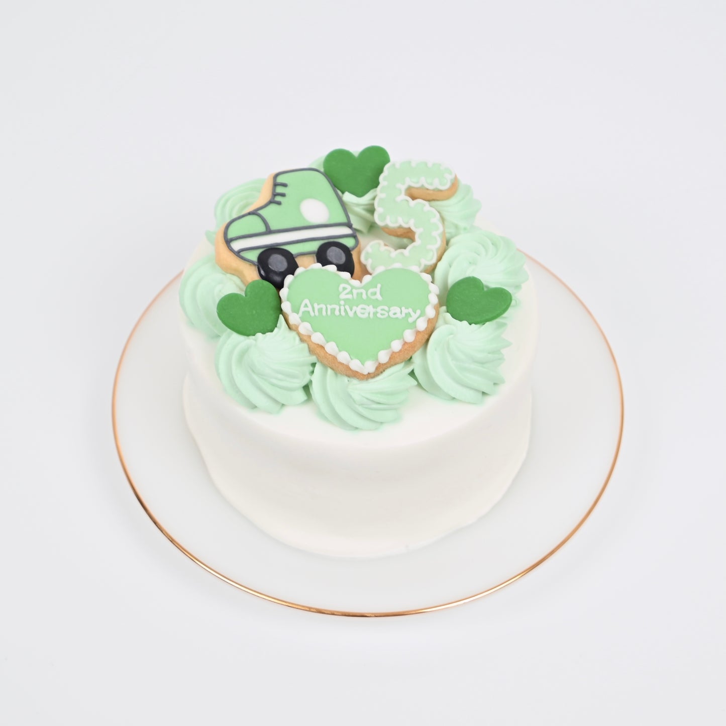 お好きなイラストクッキー付き♪ セミオーダーハートケーキ