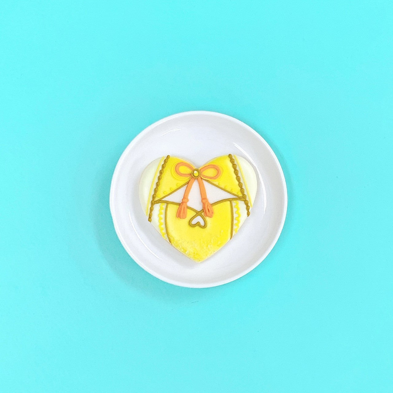 ハート型衣装クッキー