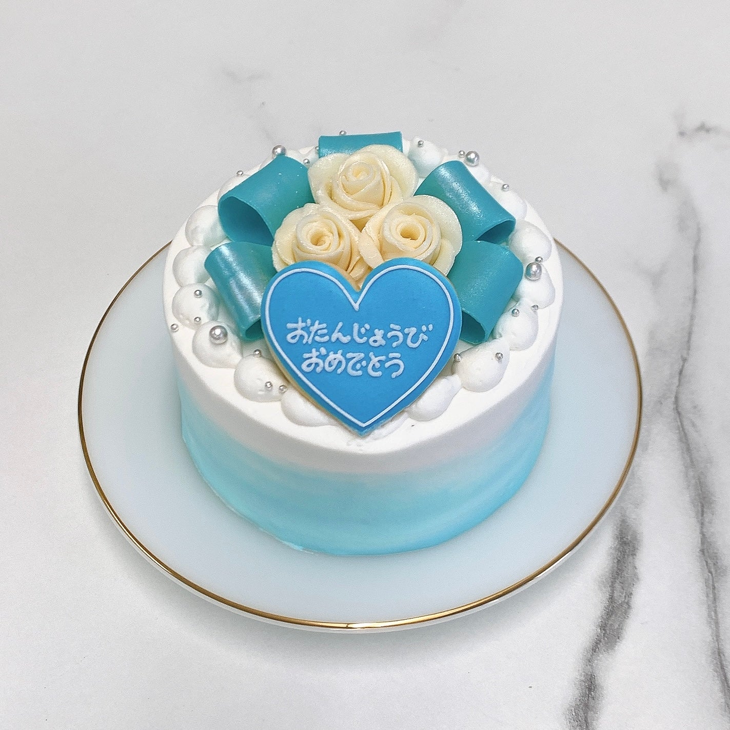 キラキラリボンと白薔薇センイルケーキ