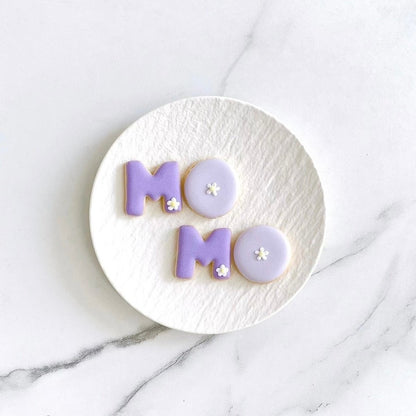 お花のワンポイント✲ アルファベットクッキー