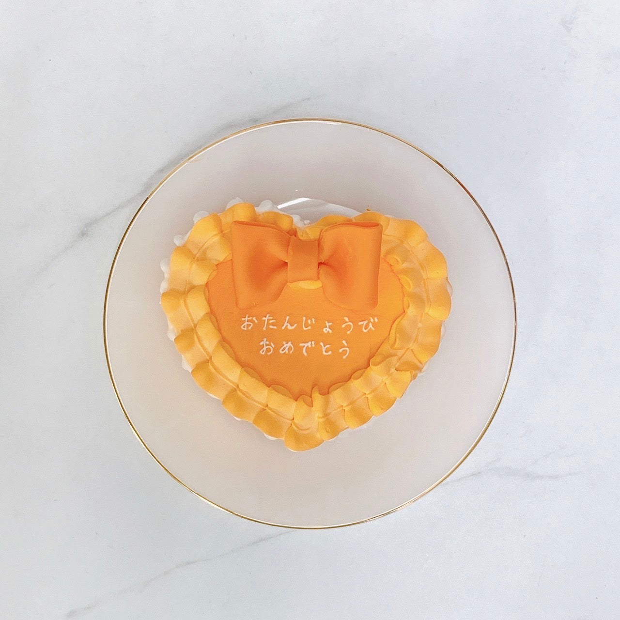 フリルリボンドリップケーキ