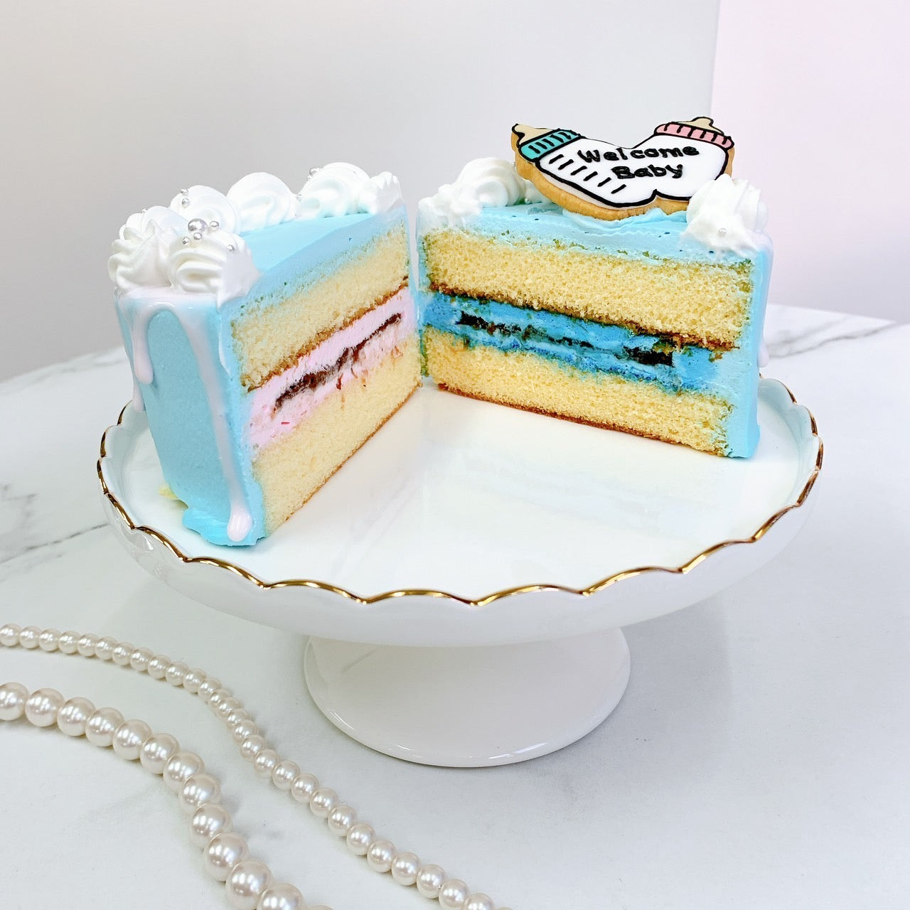 ＼Welcome baby✧／ジェンダーリビールケーキ