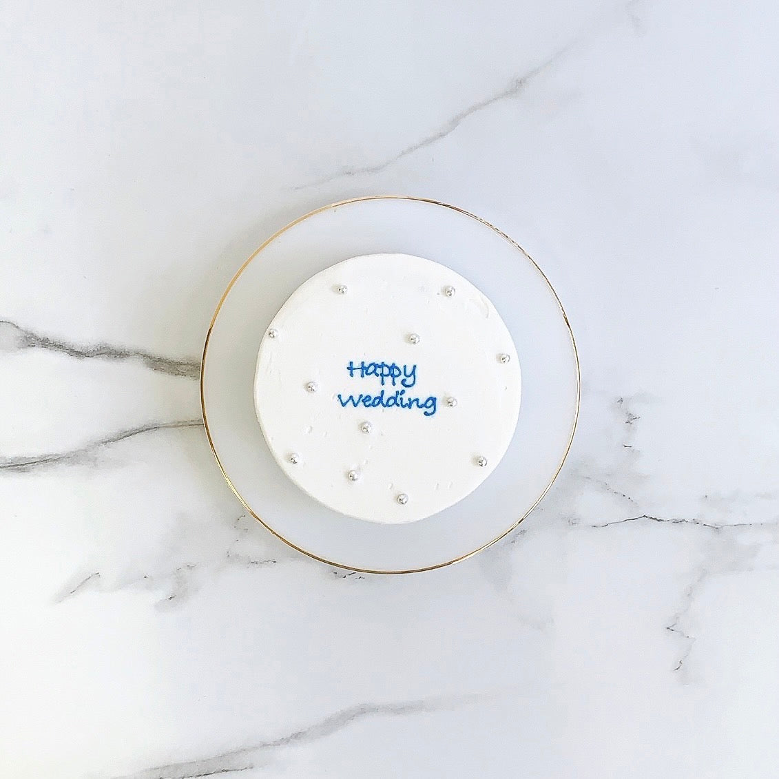 スプリンクルセンイルケーキ