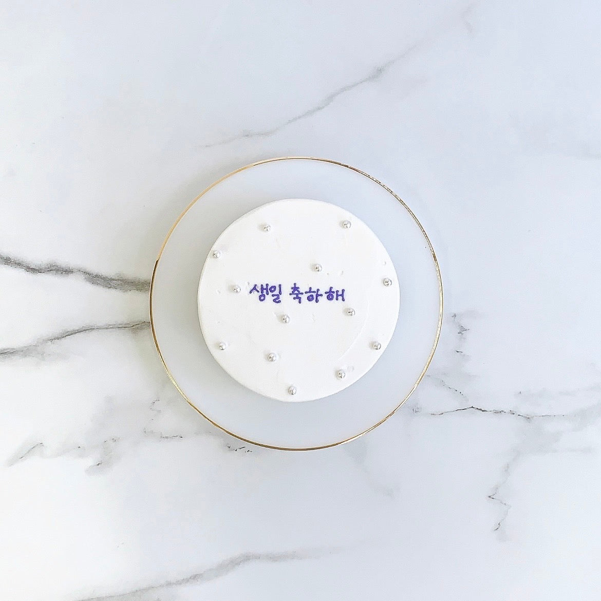 スプリンクルセンイルケーキ