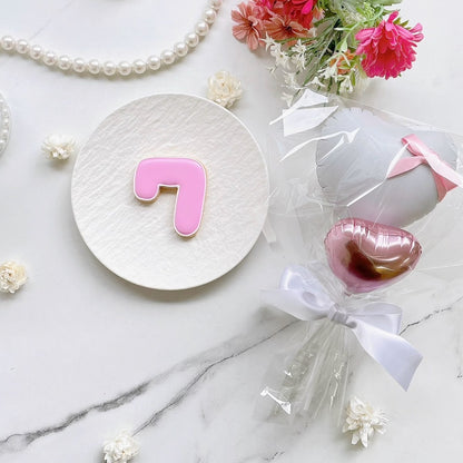 線囲みシンプル数字アイシングクッキー