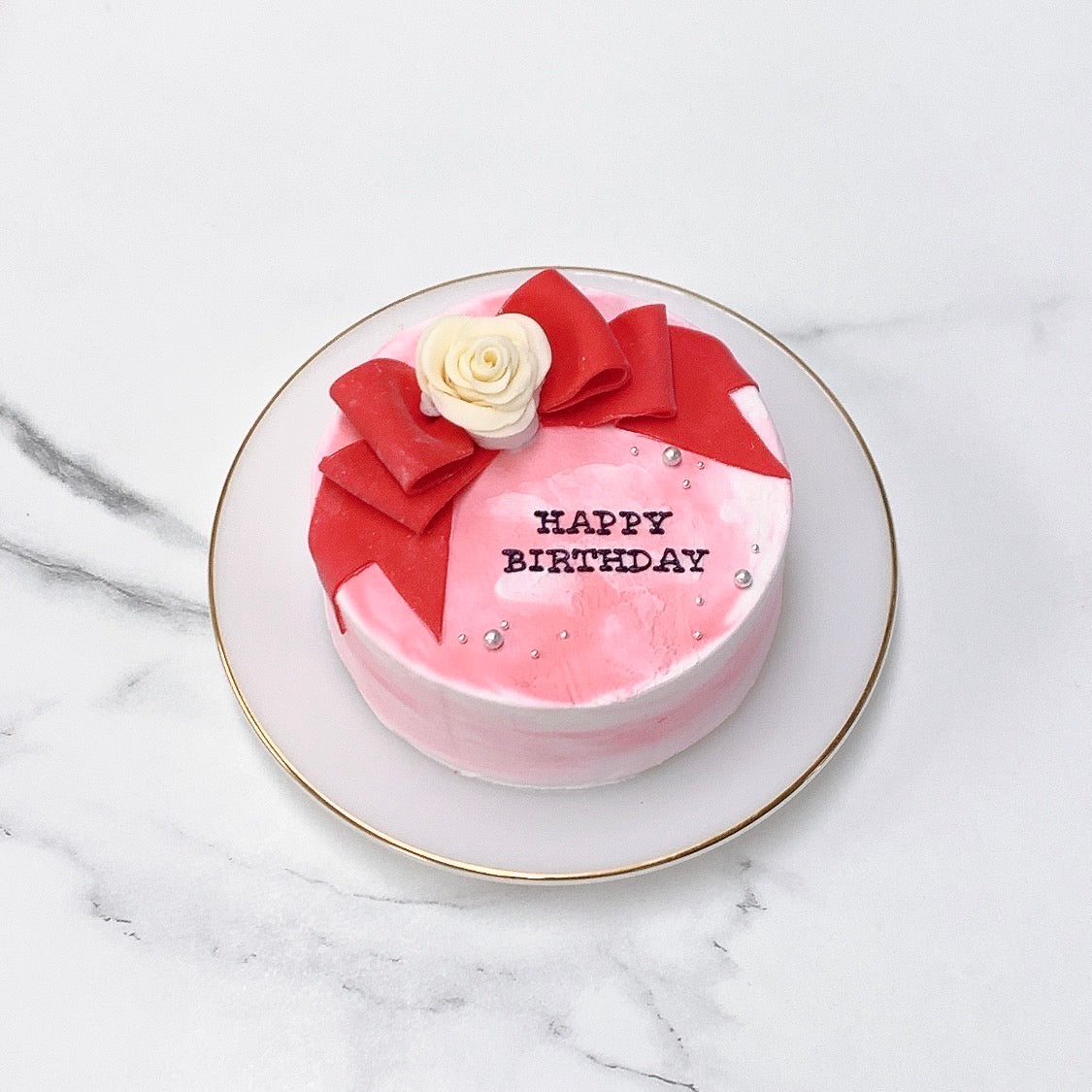 大理石風ローズリボンケーキ