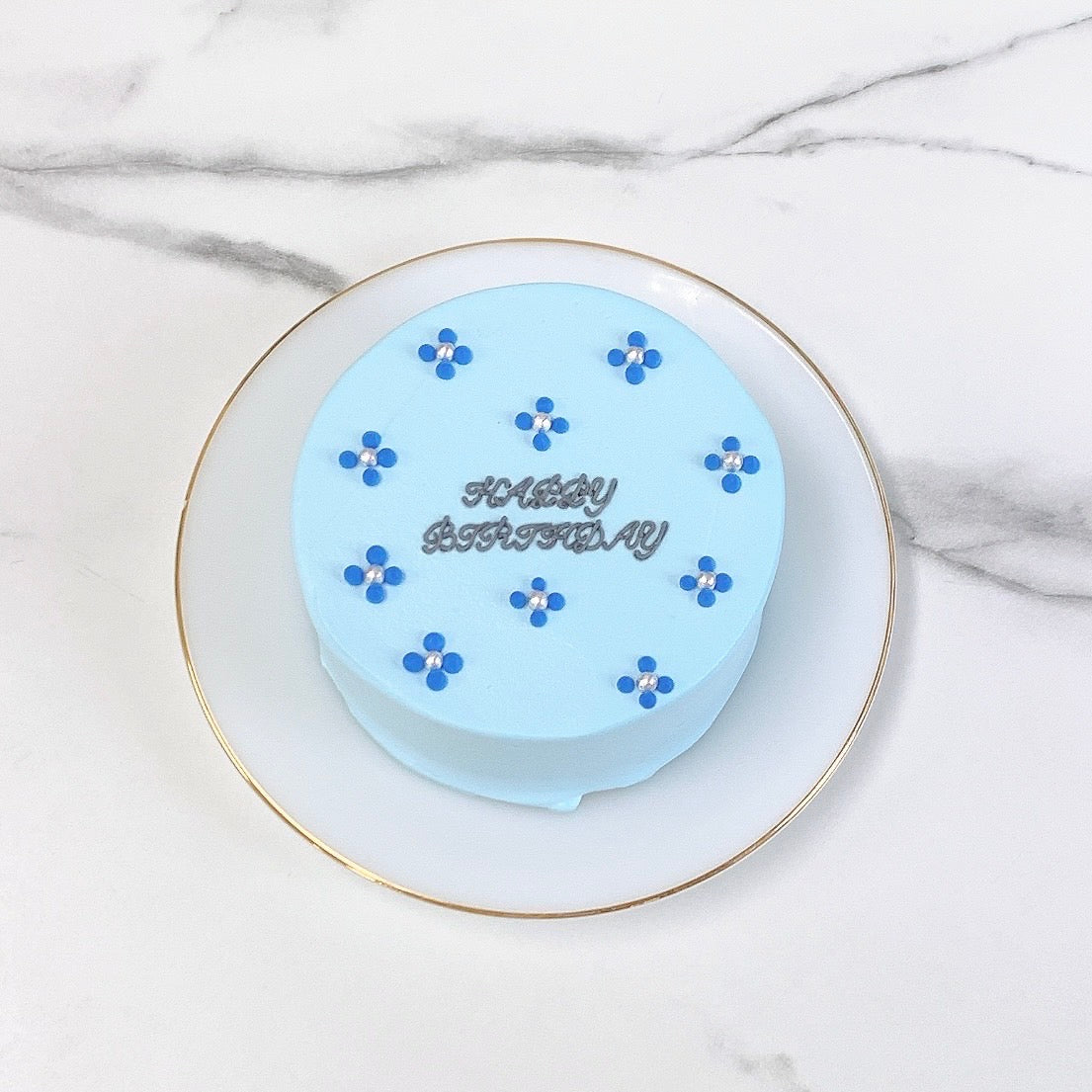 スタッズセンイルケーキ