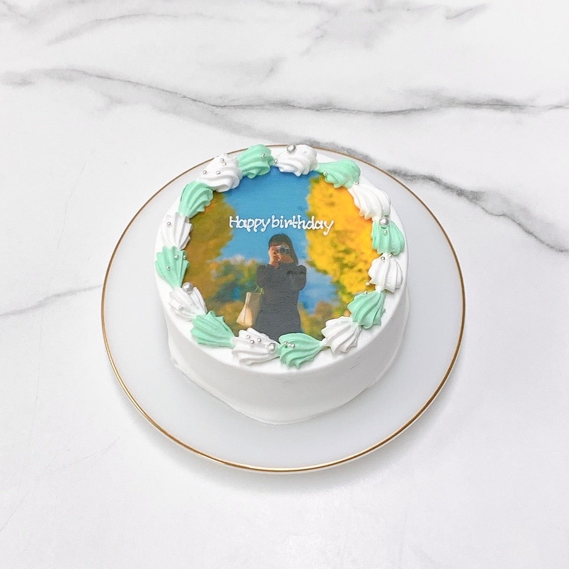 2色絞りがかわいい写真ケーキ