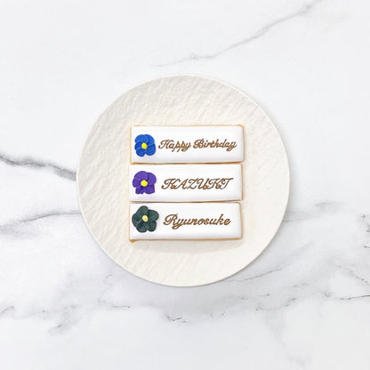 フラワーレターアイシングクッキー