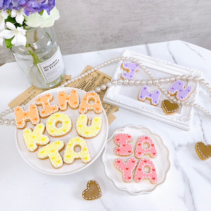 モコフワハートフリルアルファベットクッキー