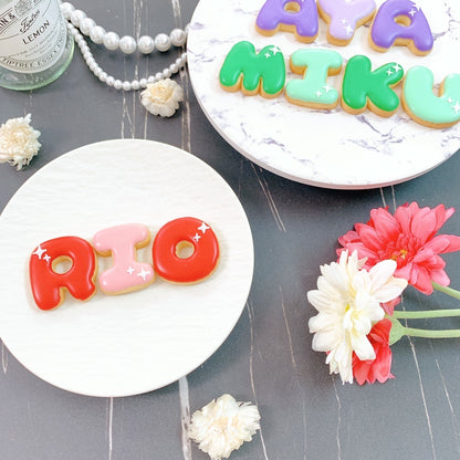 キラキラアルファベットアイシングクッキー