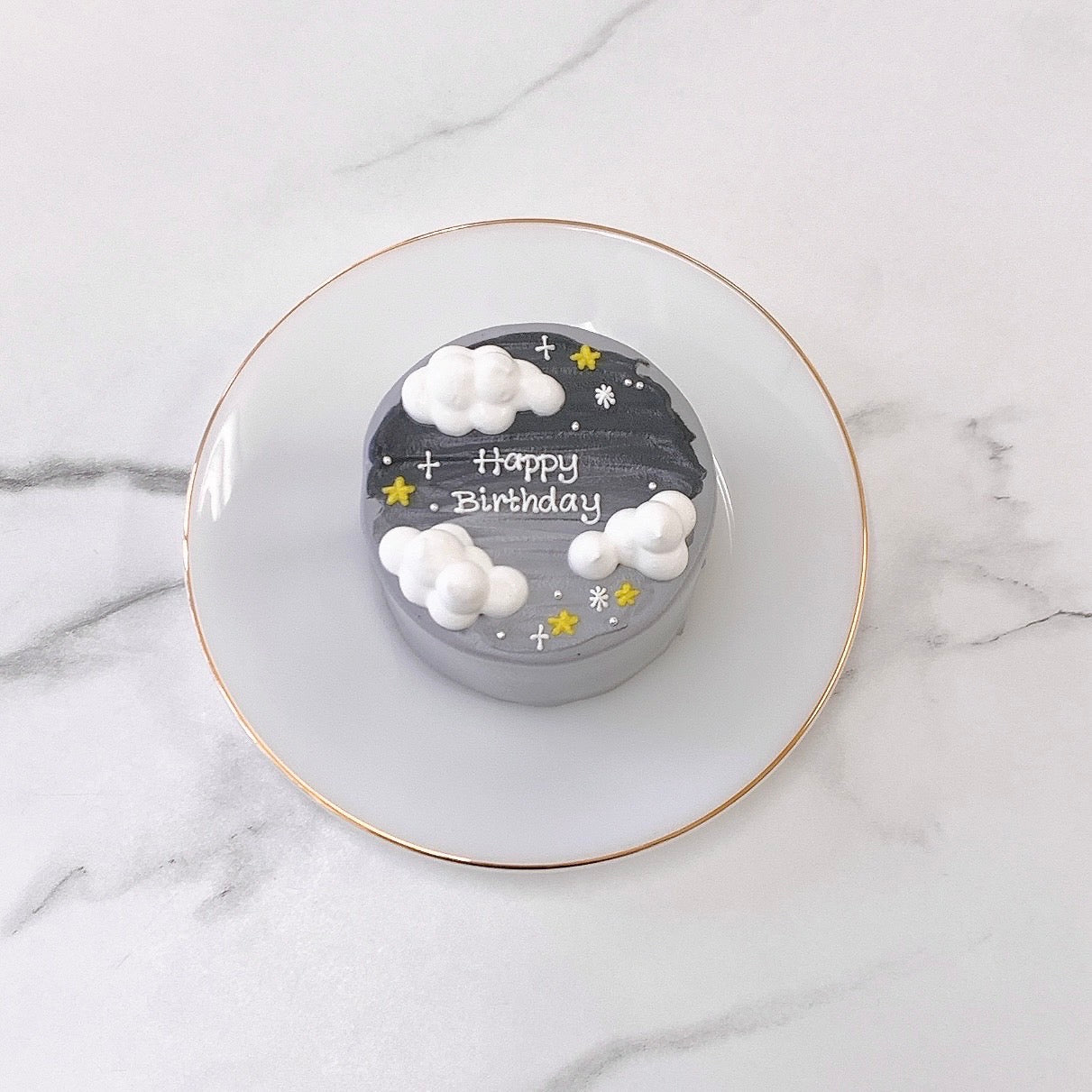 夜空の雲センイルケーキ