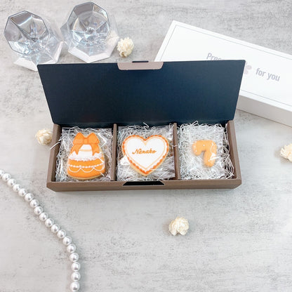 セレブレイト・クッキーBOX（ケーキクッキー＋ハート型メッセージプレート＋数字クッキー2枚まで）《選べる9色♪》