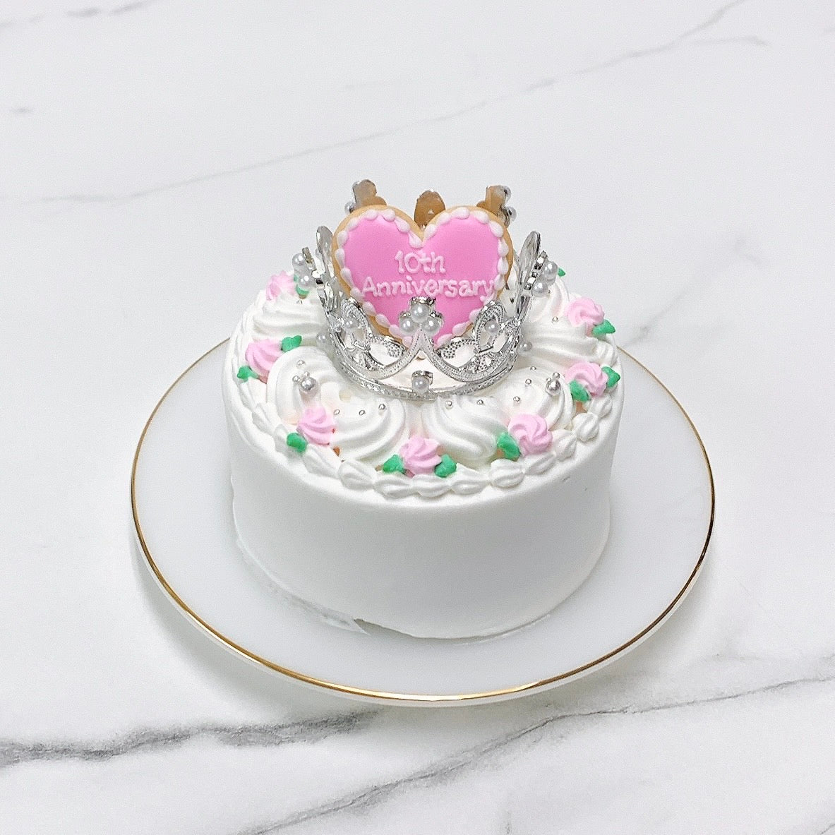 ミニローズのティアラケーキ