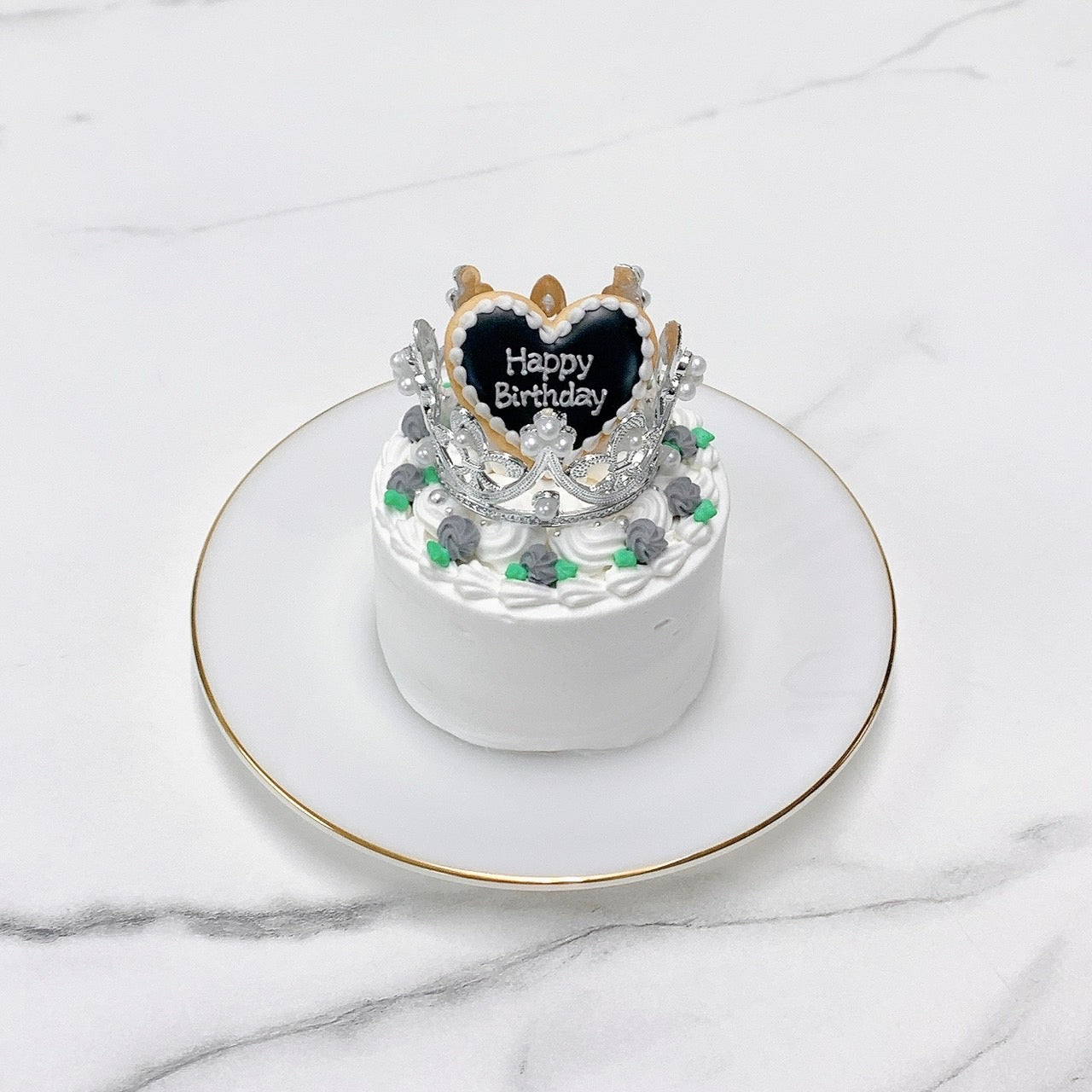 ミニローズのティアラケーキ