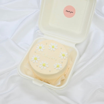 白いお花のランチボックスケーキ