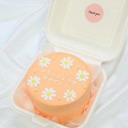 白いお花のランチボックスケーキ