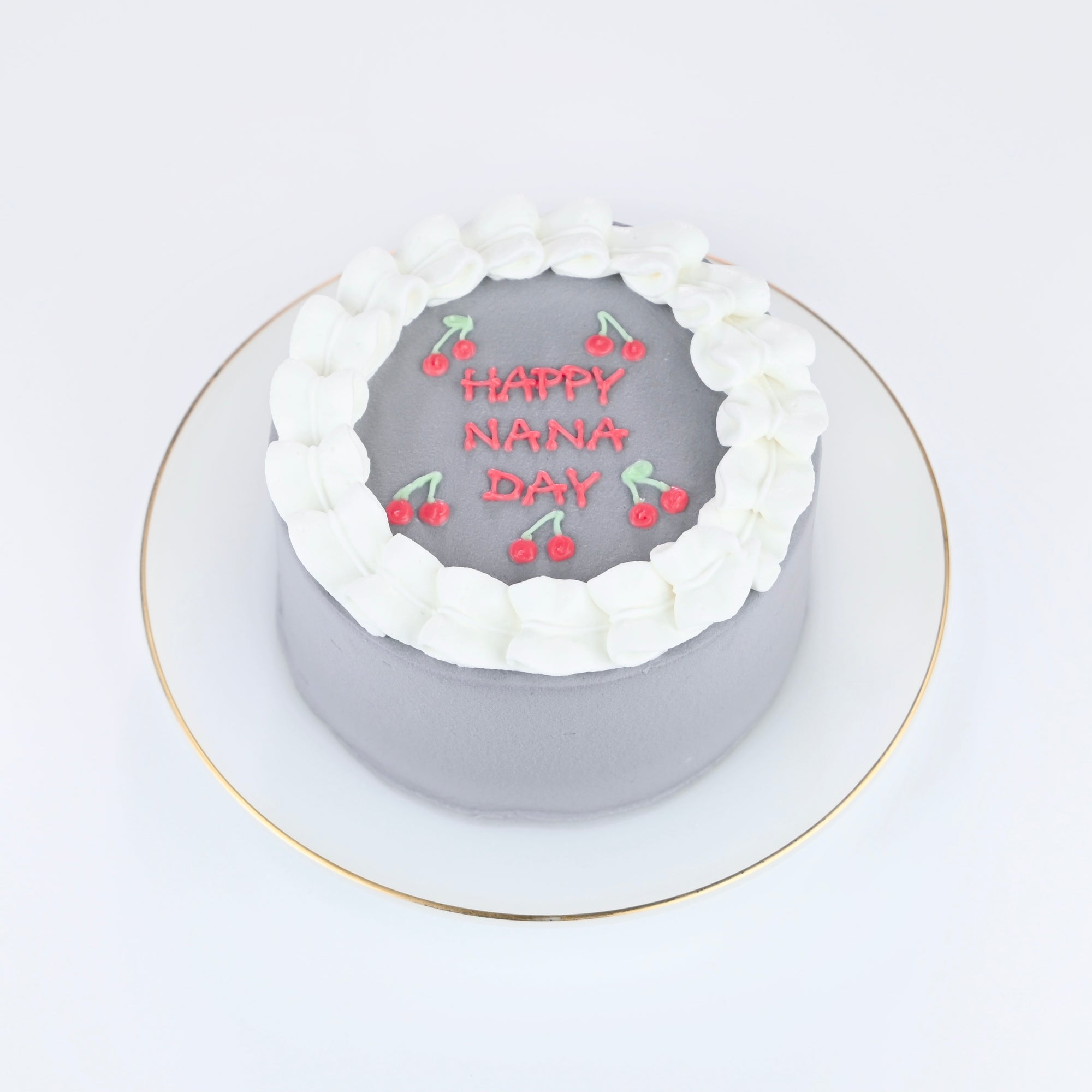 さくらんぼフリルセンイルケーキ