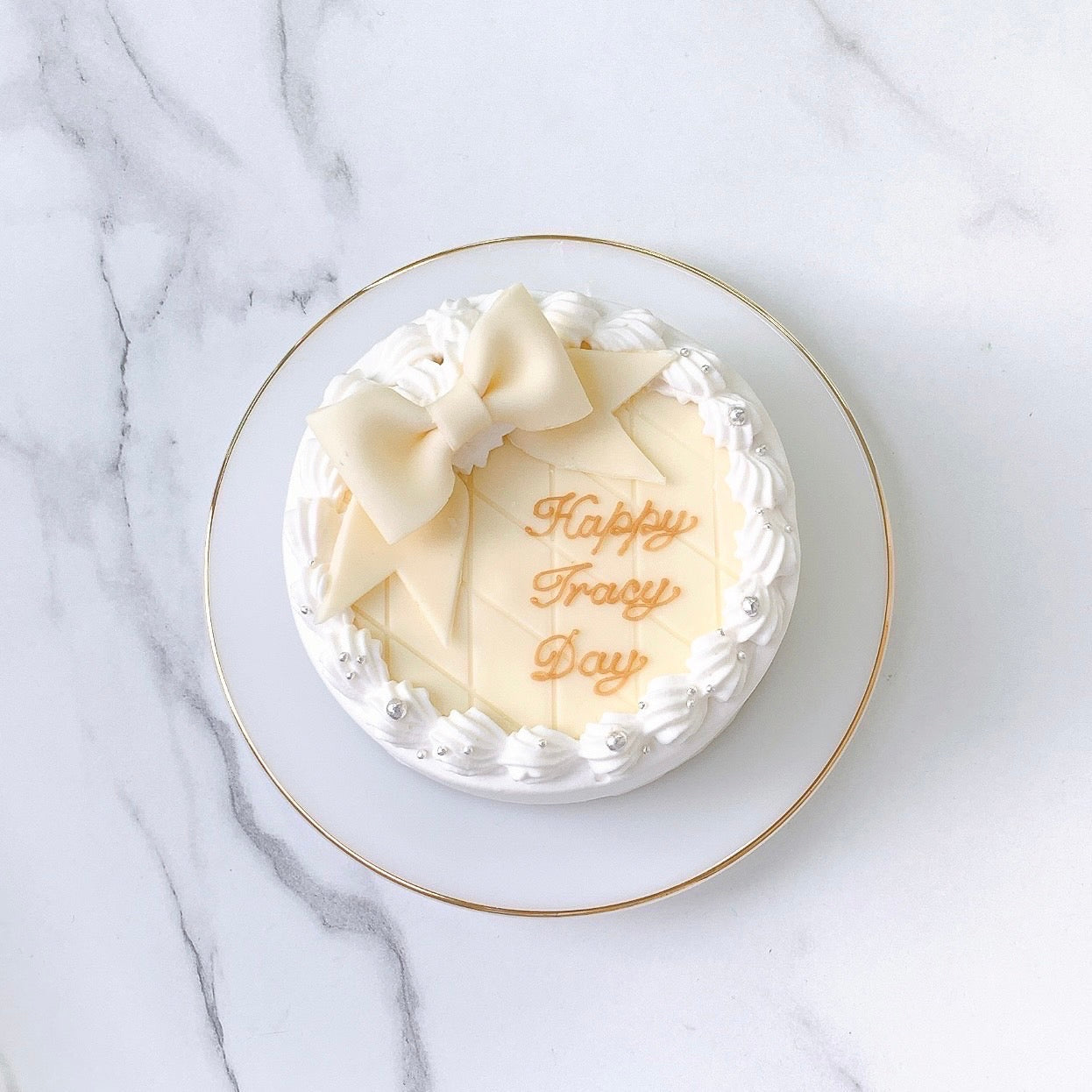 リボン付きキルティングケーキ