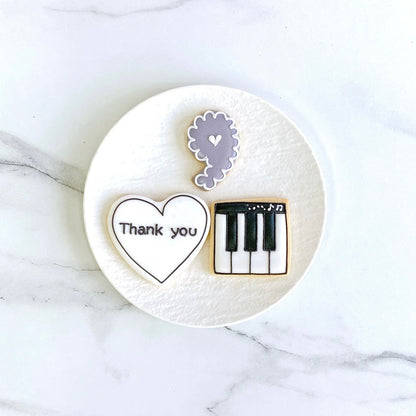 〈 黒推しさんへ❤︎ 〉絵文字アイシングクッキーセット